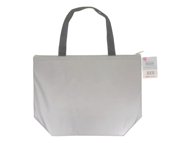 ダイソーの保冷トートバッグ 反射材使用（330円）の商品画像