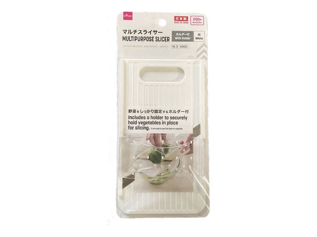 ダイソーのマルチスライサー ホルダー付(220円)の商品画像