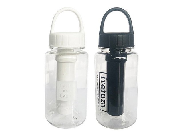 ダイソーの冷んやり水筒(110円)の商品画像